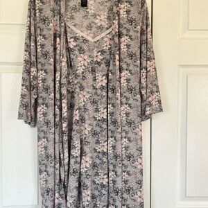 Rene Rofe Gray Pink Floral Pajama Sleepwear Set